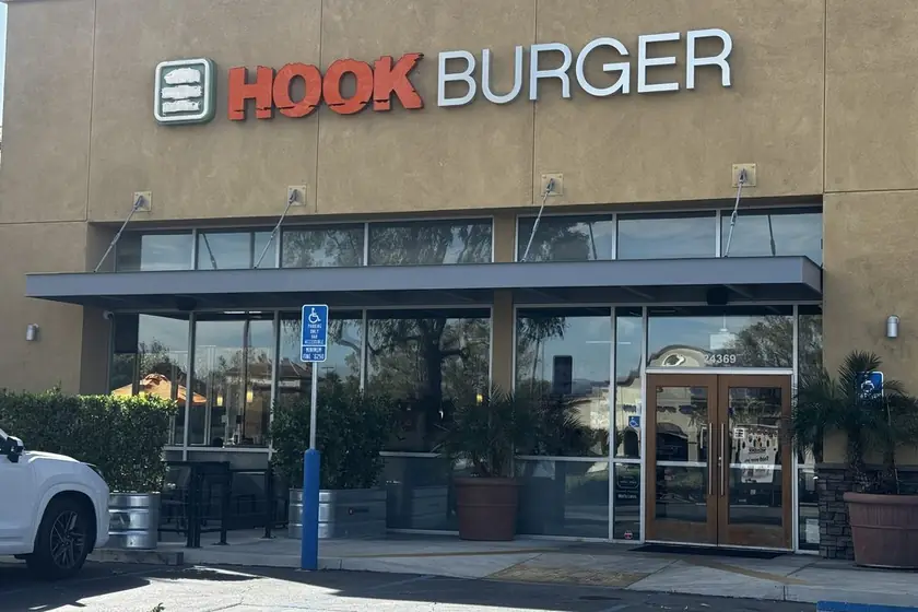 Hook Burger
