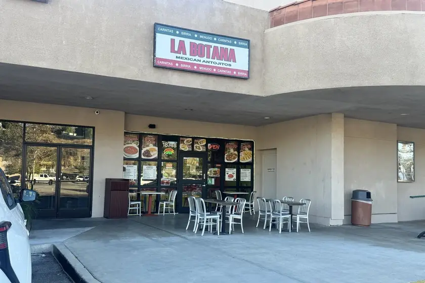 La Botana Mexican Antojitos