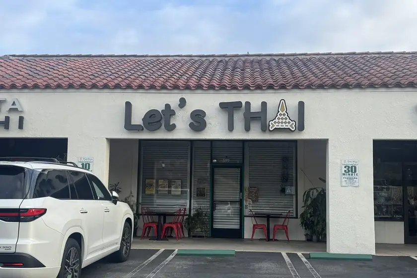Let's THAI