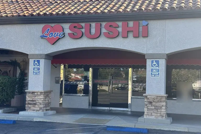 Love Sushi Lyons