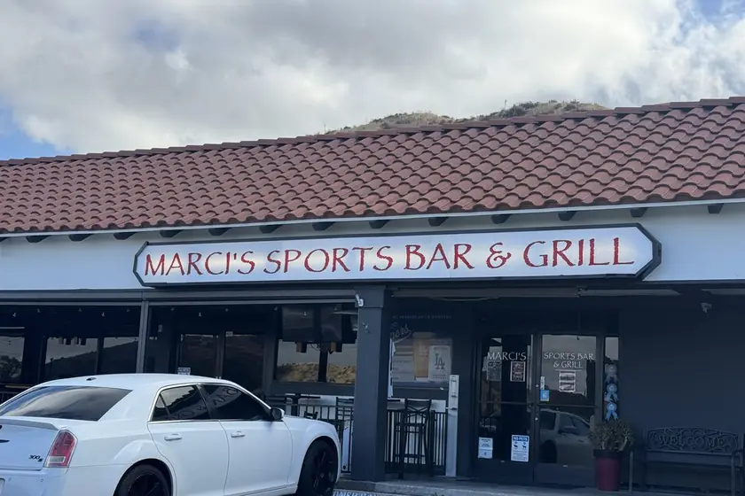 Marci's Sports Bar & Grill