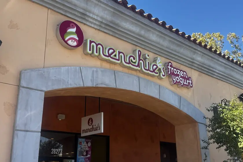 Menchie's Frozen Yogurt