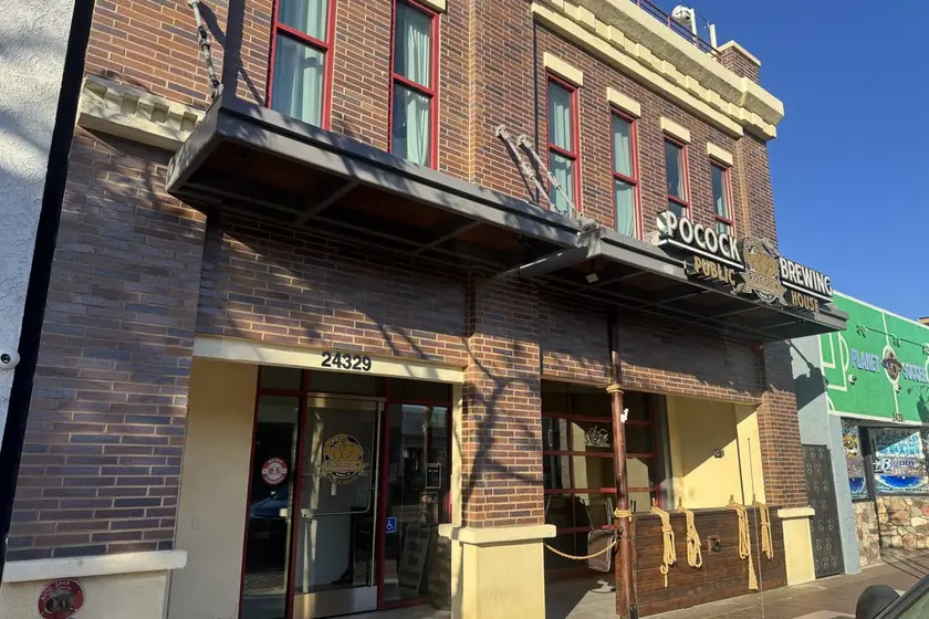 Pocock Brewing Public House - Rooftop Restaurant & Bar