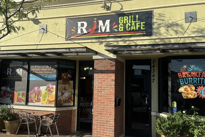 RJM CAFE & GRILL